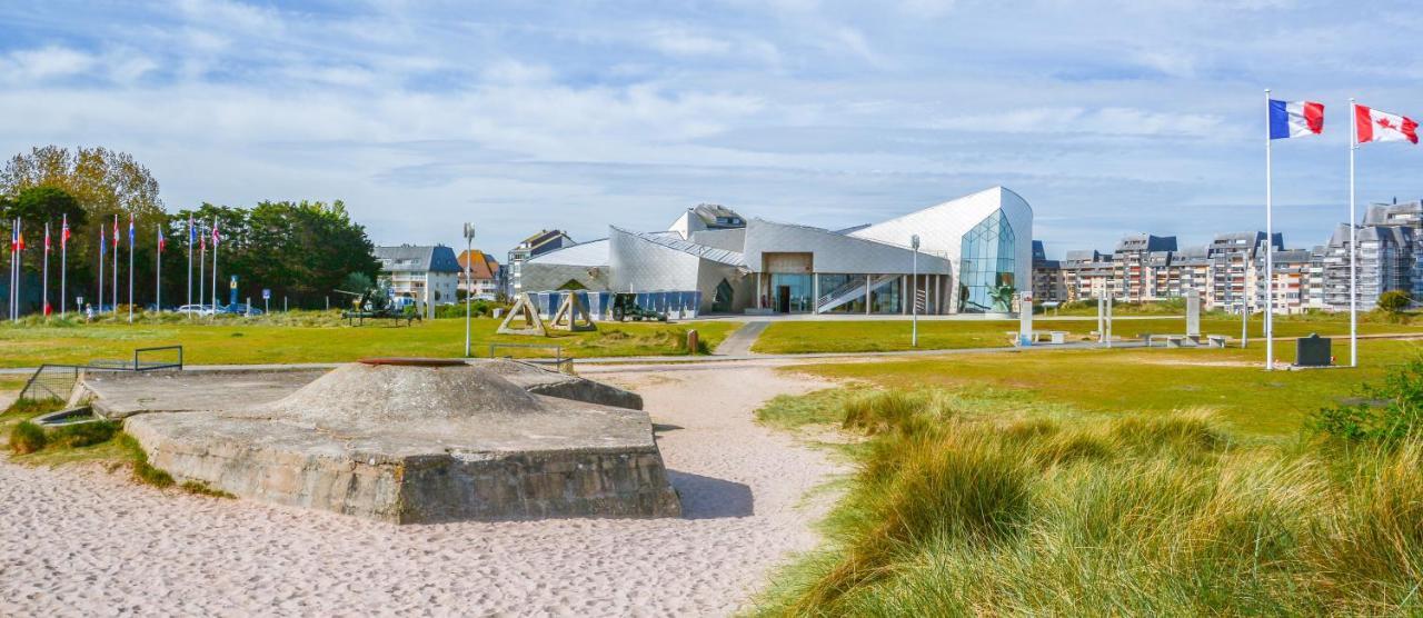 Le levant - avec loggia - à 20m de la plage Courseulles-sur-Mer Extérieur photo